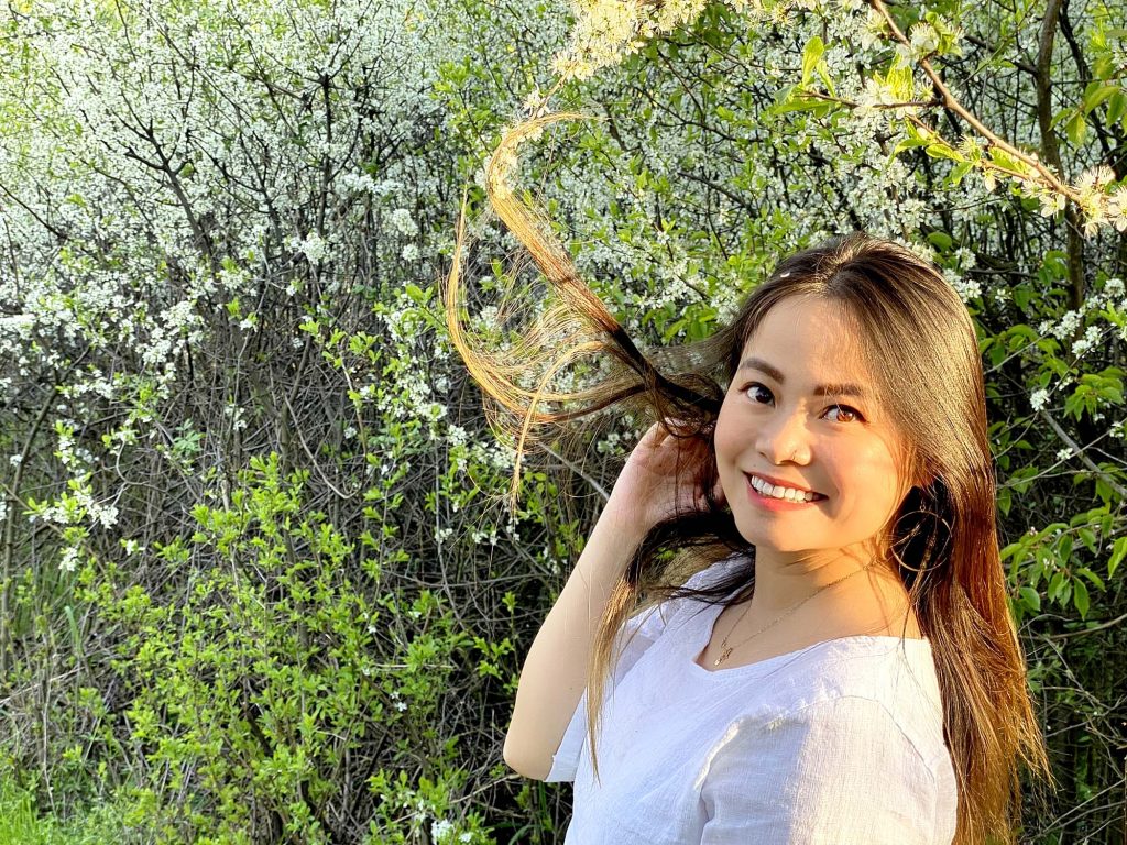 tarot reader Linh Nguyễn nói về sự chữa lành tâm hồn tarot reader Linh Nguyễn nói về sự chữa lành tâm hồn