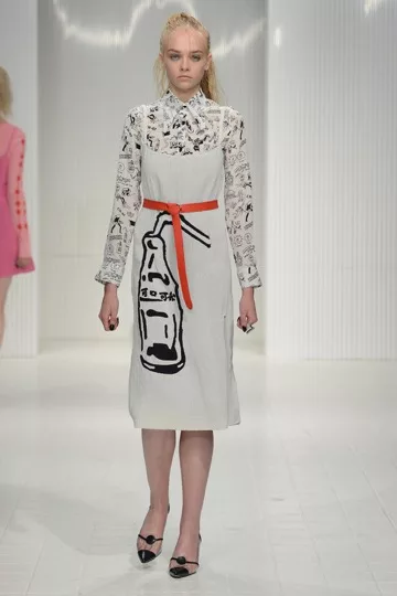 Một mẫu thiết kế của Ashley Williams SS15