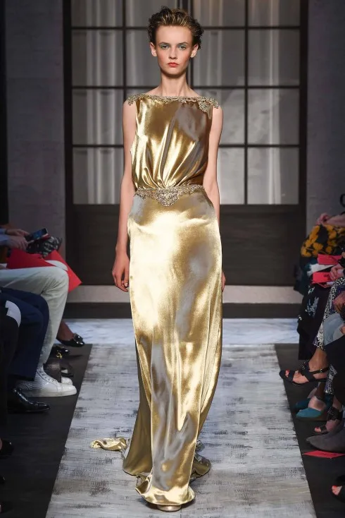 dam hang hieu cao cap Schiaparelli 2