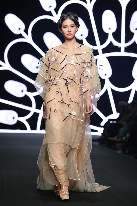BST Haute Couture Thu-Đông 2015-16 của NTK Alexis Mabille 23