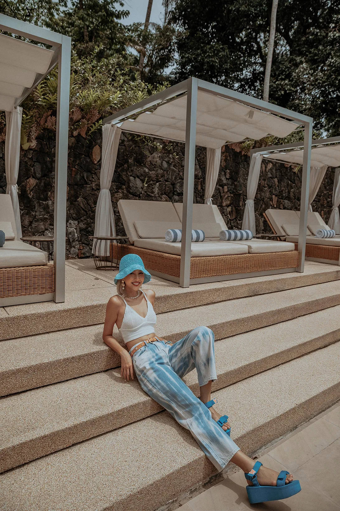Quỳnh Anh Shyn đồng hành cùng H&M tại Hotel Hennes