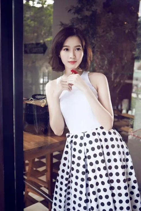 Phong cach thoi trang Dang Thu Thao 22