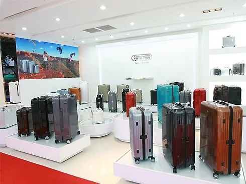 Những chiếc vali Rimowa với thiết kế tinh xảo