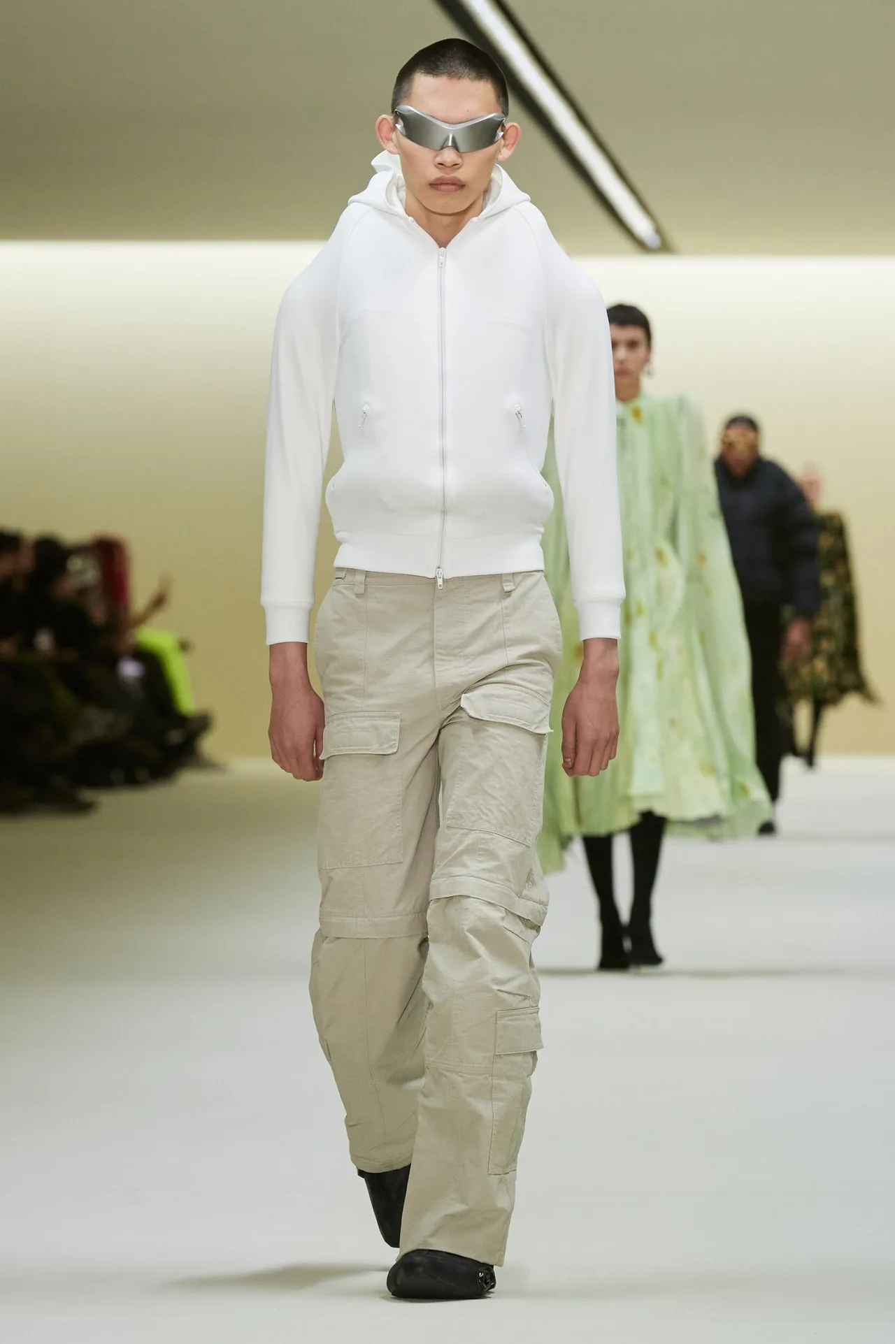 00026-balenciaga-fall-2023-ready-to-wear-credit-gorunway