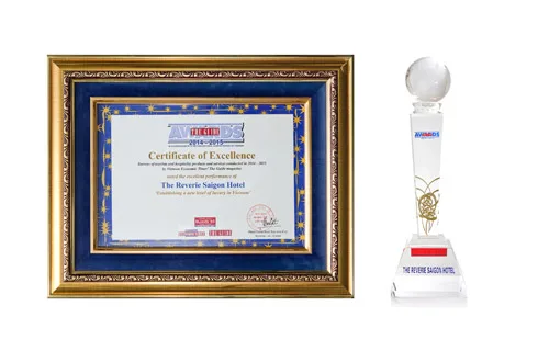 The Guide Award 2014-2015 - Certificate & Trophy