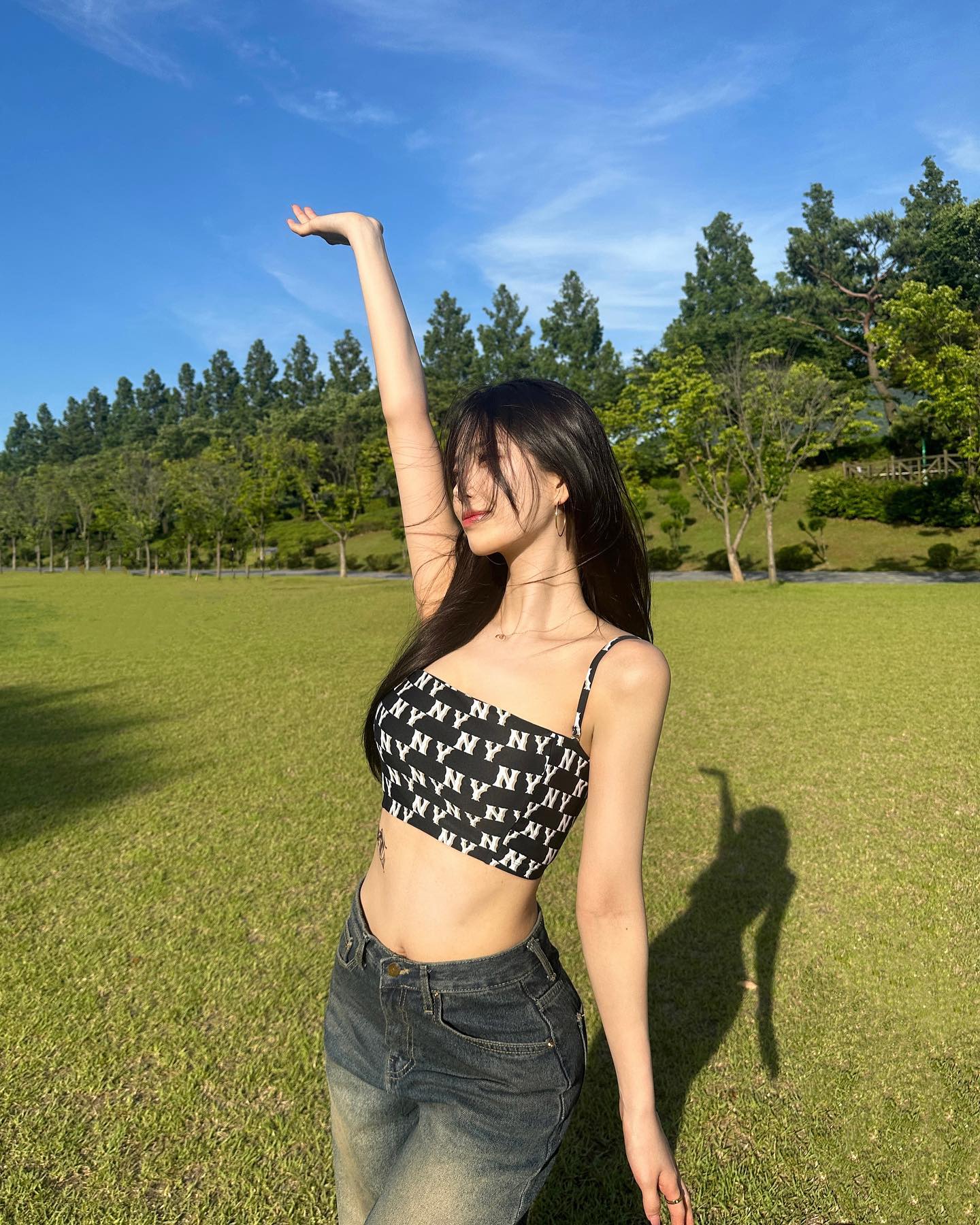 kiểu tạo dáng du lịch