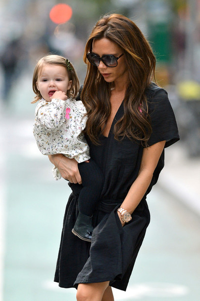 Victoria+Beckham+Harper+Beckham+Victoria+Beckham+vlmaHHgbMARl