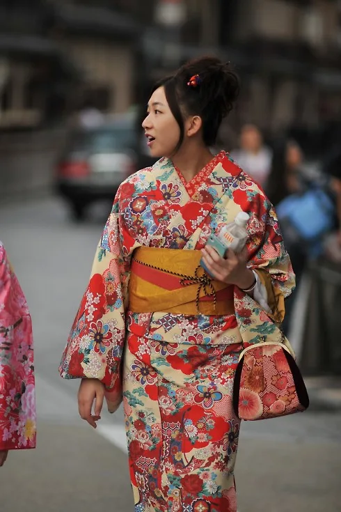 Kimono là trang phục truyền thống của phụ nữ Nhật Bản trang phuc truyen thong kimono Nhat Ban