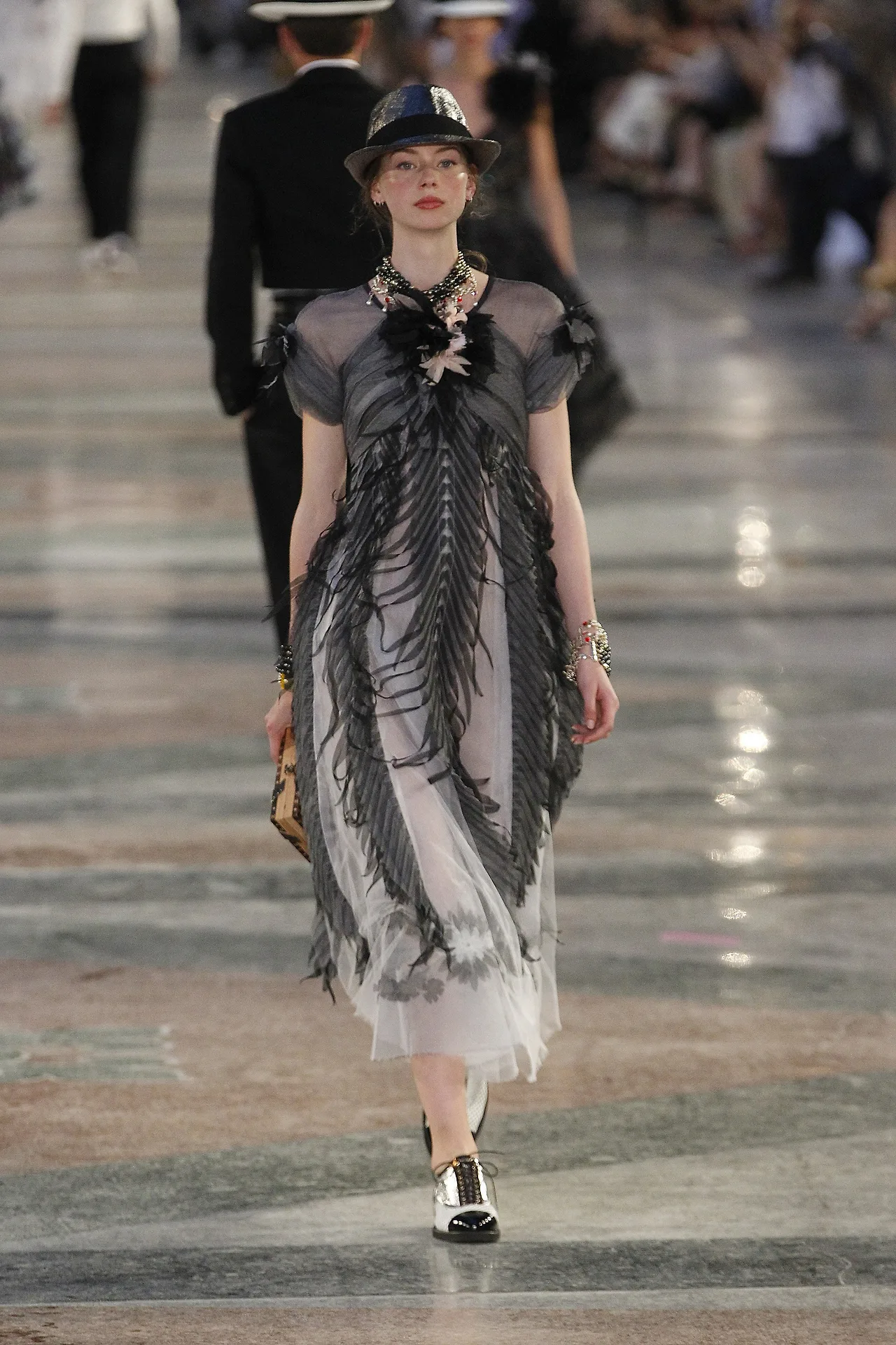 BST Chanel Resort 2017 – ellevietnam 08
