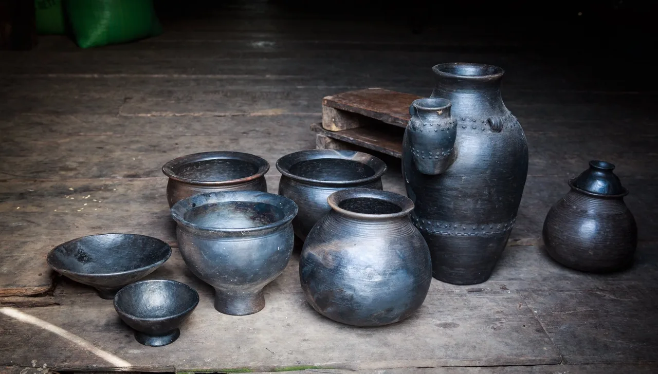 An Nhan Gallery Coffee được cải tạo từ ngôi nhà sàn 40 năm tuổi của người Tày