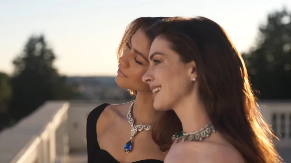 diễn xuất của Zendaya và Anne Hathaway trong phim ngắn của Bulgari