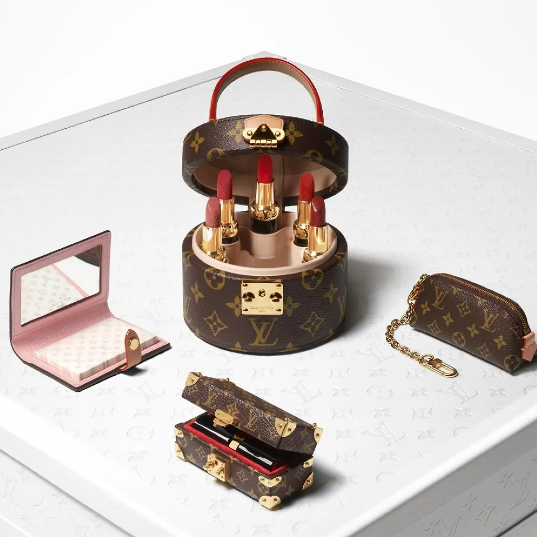 Louis Vuitton La Beauté thumb vuong