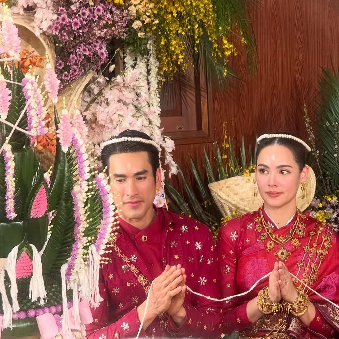 Phong cách trang điểm của Yaya Urassaya tôn lên đường nét gương mặt