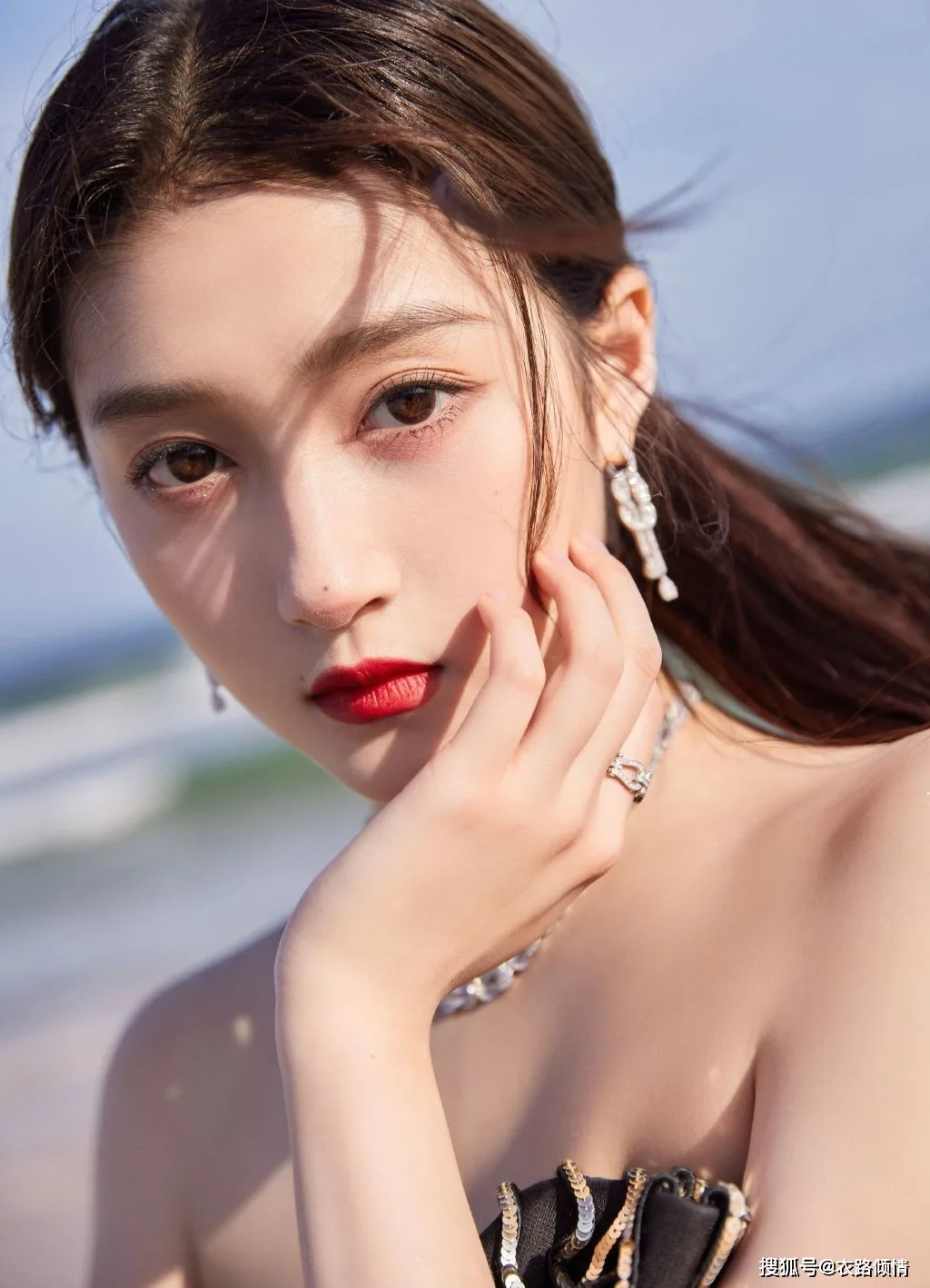 Quan Hiểu Đồng và nhan sắc xinh đẹp trong sự kiện GQ 2021 Quan Hiểu Đồng và nhan sắc xinh đẹp trong sự kiện GQ 2021