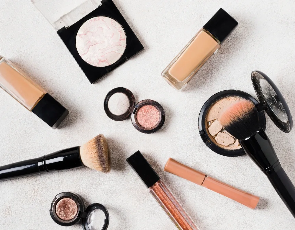 các sản phẩm makeup quá hạn sử dụng