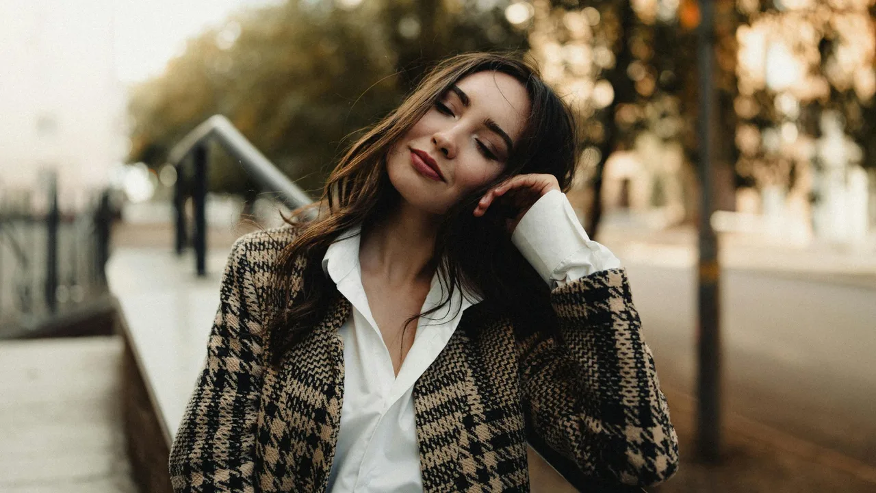 cô gái tóc dài có động lực