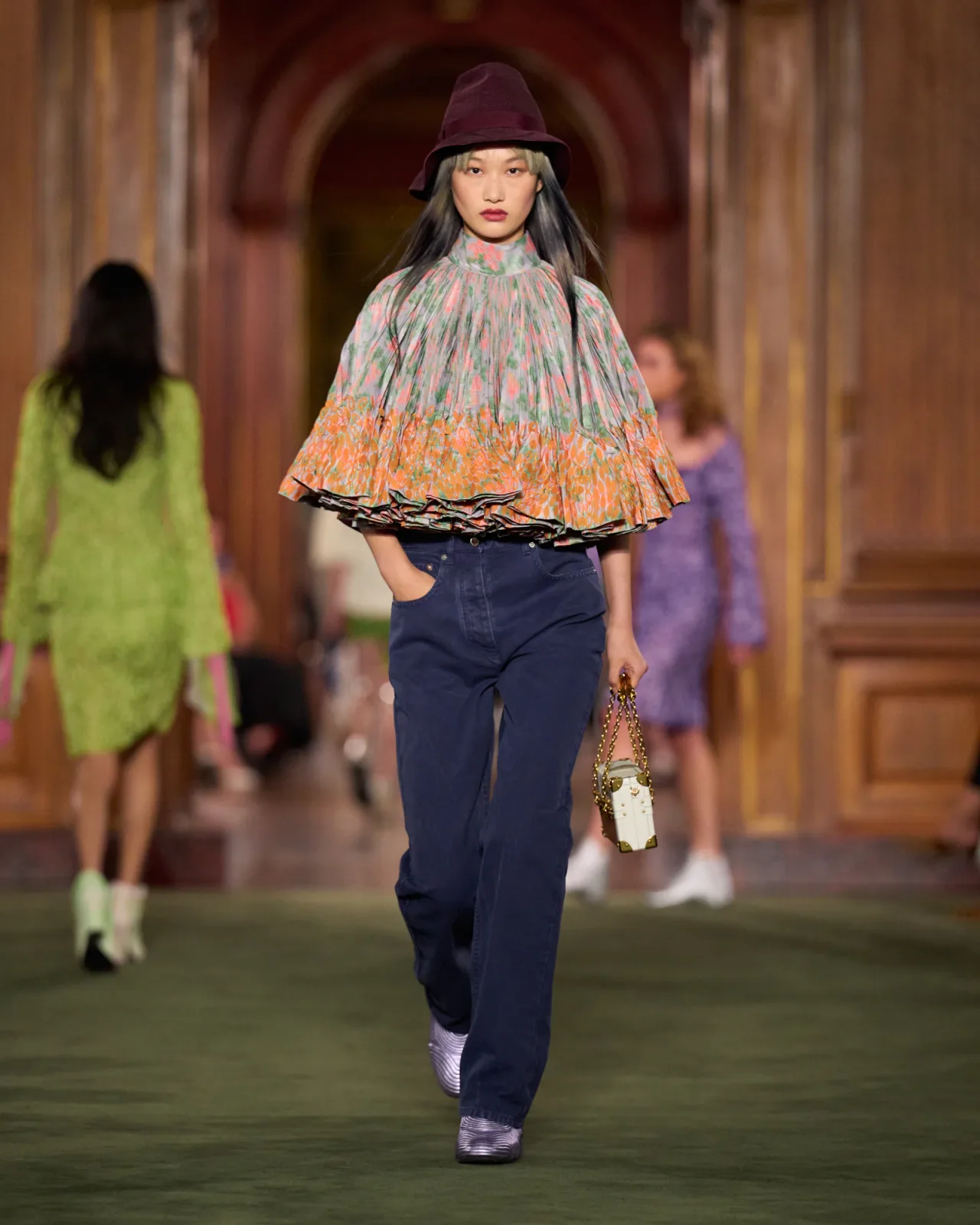 WOMEN_CRUISE_2027_Look_40