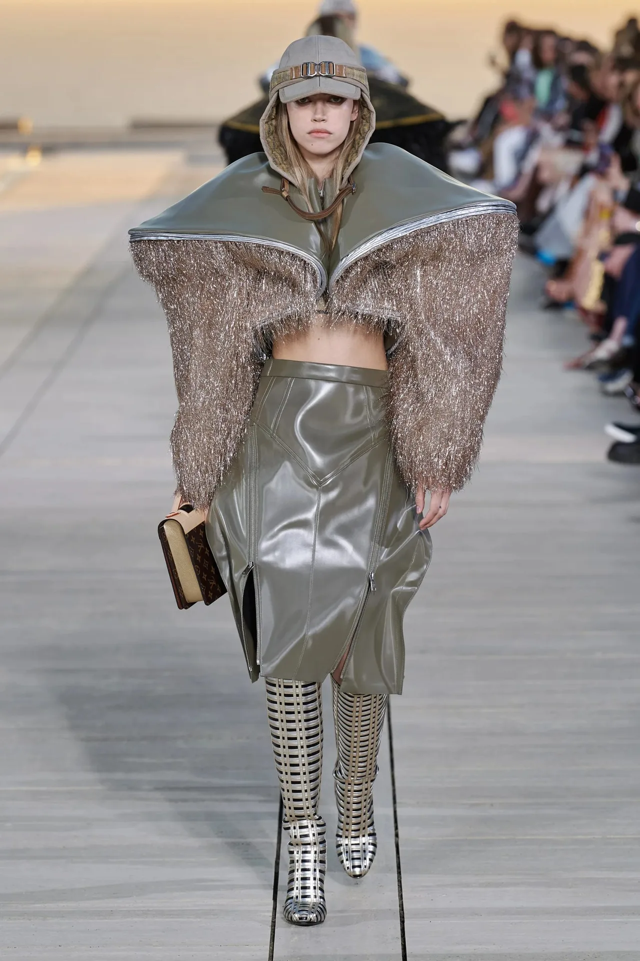 Louis Vuitton Cruise 2023 look 54