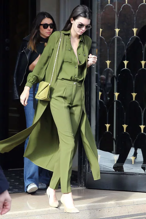 Kham-pha-phong-cach-thoi-trang-cua-Kendal-Jenner-11-ELLE.VN