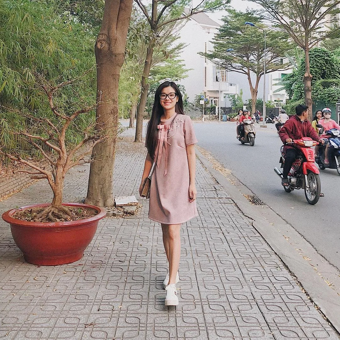 Phong cách thời trang Hoàng Yến Chibi Phong cách thời trang Hoàng Yến Chibi