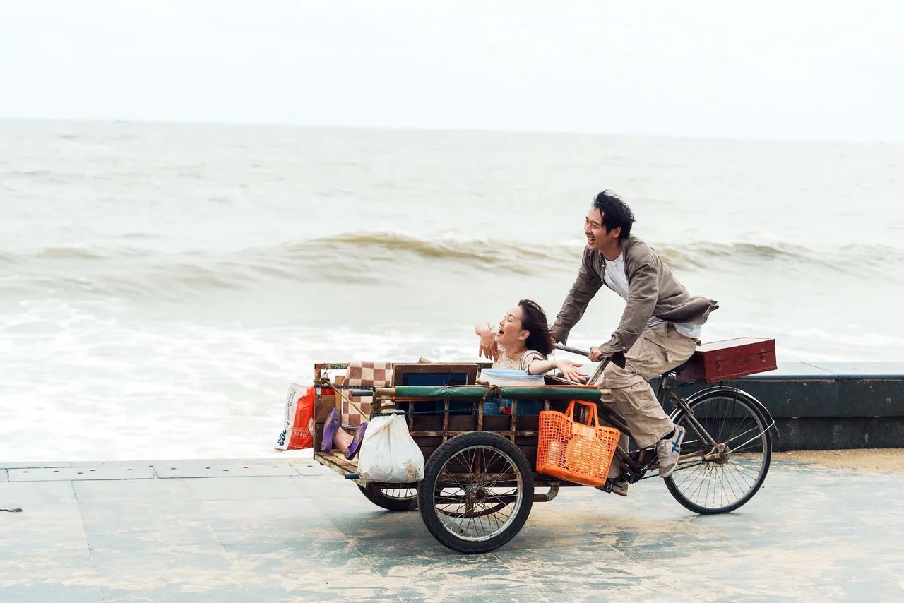 Hồng đào và tuấn trần trong mang mẹ đi bỏ