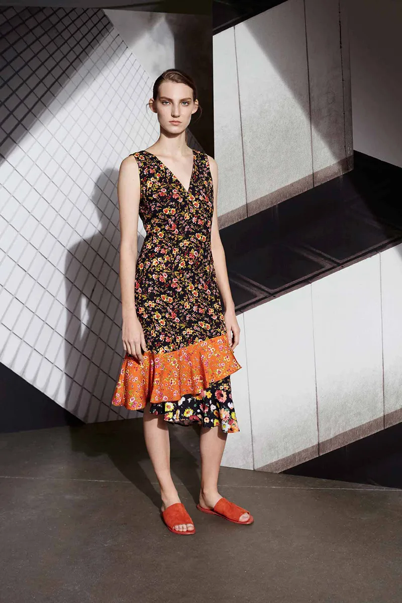 Warehouse - elle vietnam 09