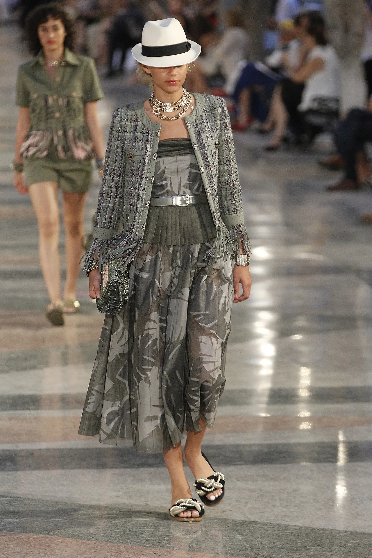 BST Chanel Resort 2017 – ellevietnam 47