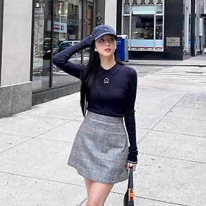 Từ công sở đến dạo phố, 4 gợi ý mix&match với màu xanh navy