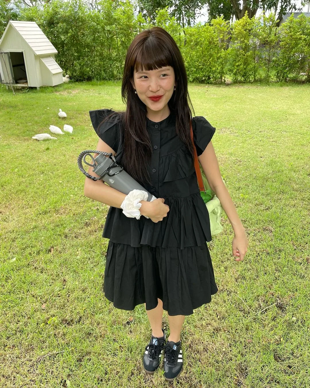 bonusbny đầm đen