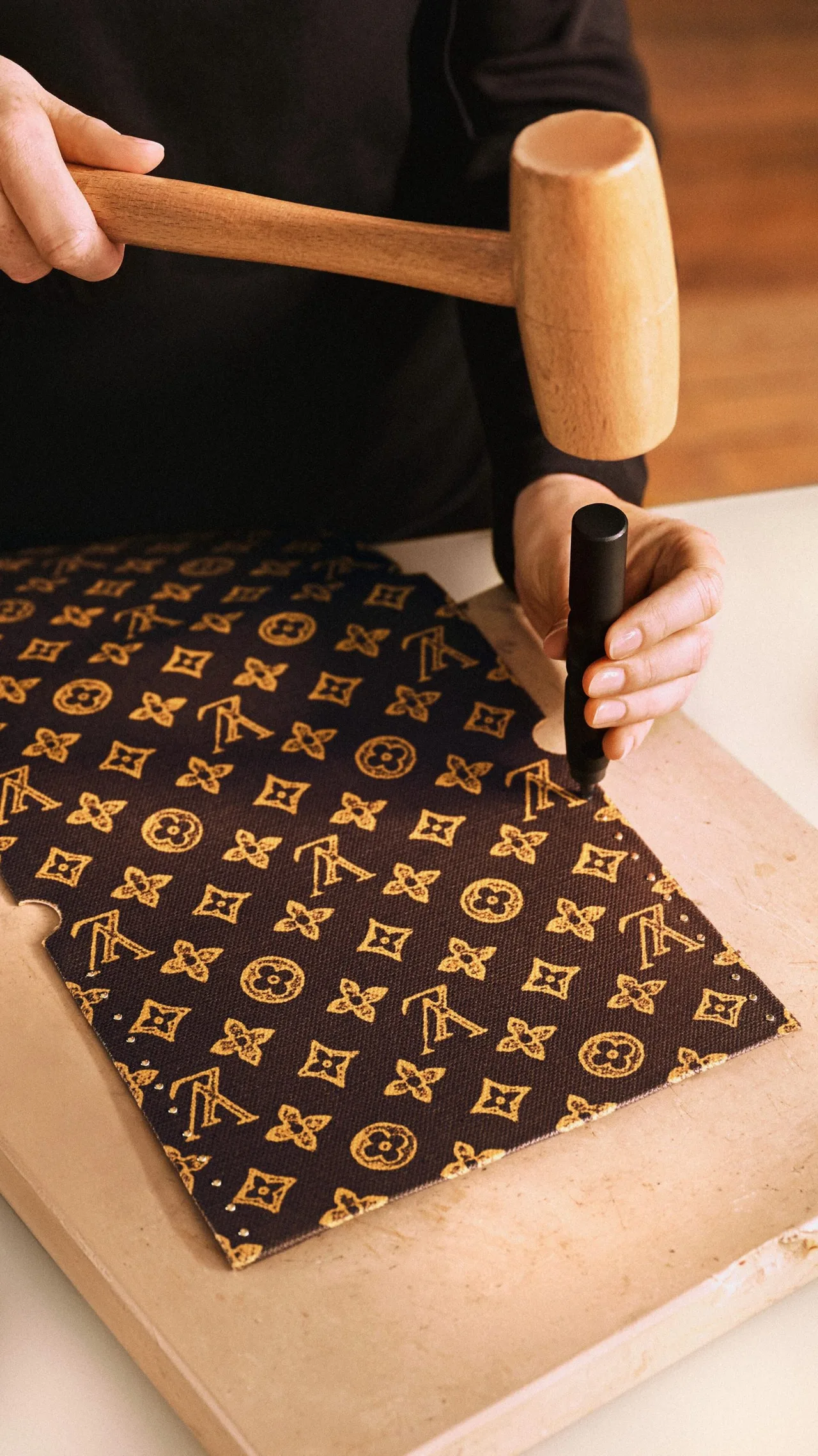 Hoạ tiết Monogram