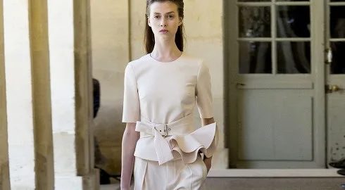 Buổi trình diễn BST Haute Couture Thu Đông 2014-2015 của Bouchra Jarrar Buổi trình diễn BST Haute Couture Thu Đông 2014-2015 của Bouchra Jarrar