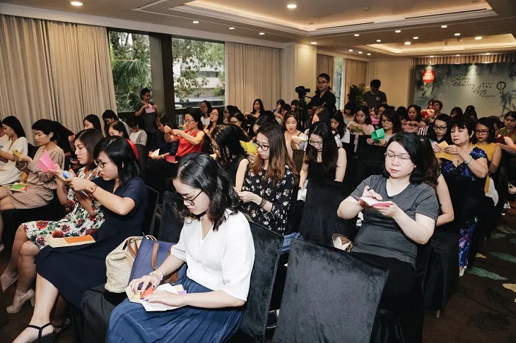 ELLE Women in Society giải tỏa căng thẳng - 10 ELLE Women in Society giải tỏa căng thẳng - 10
