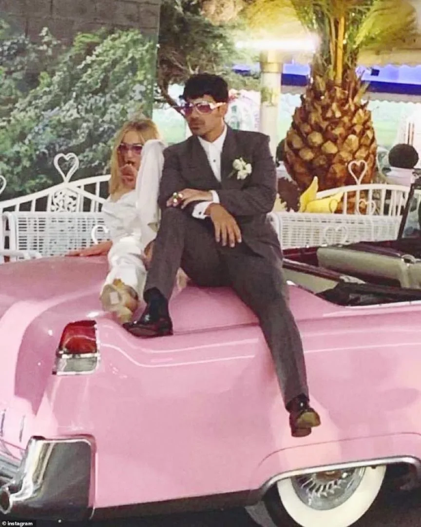 elle việt nam joe jonas 01