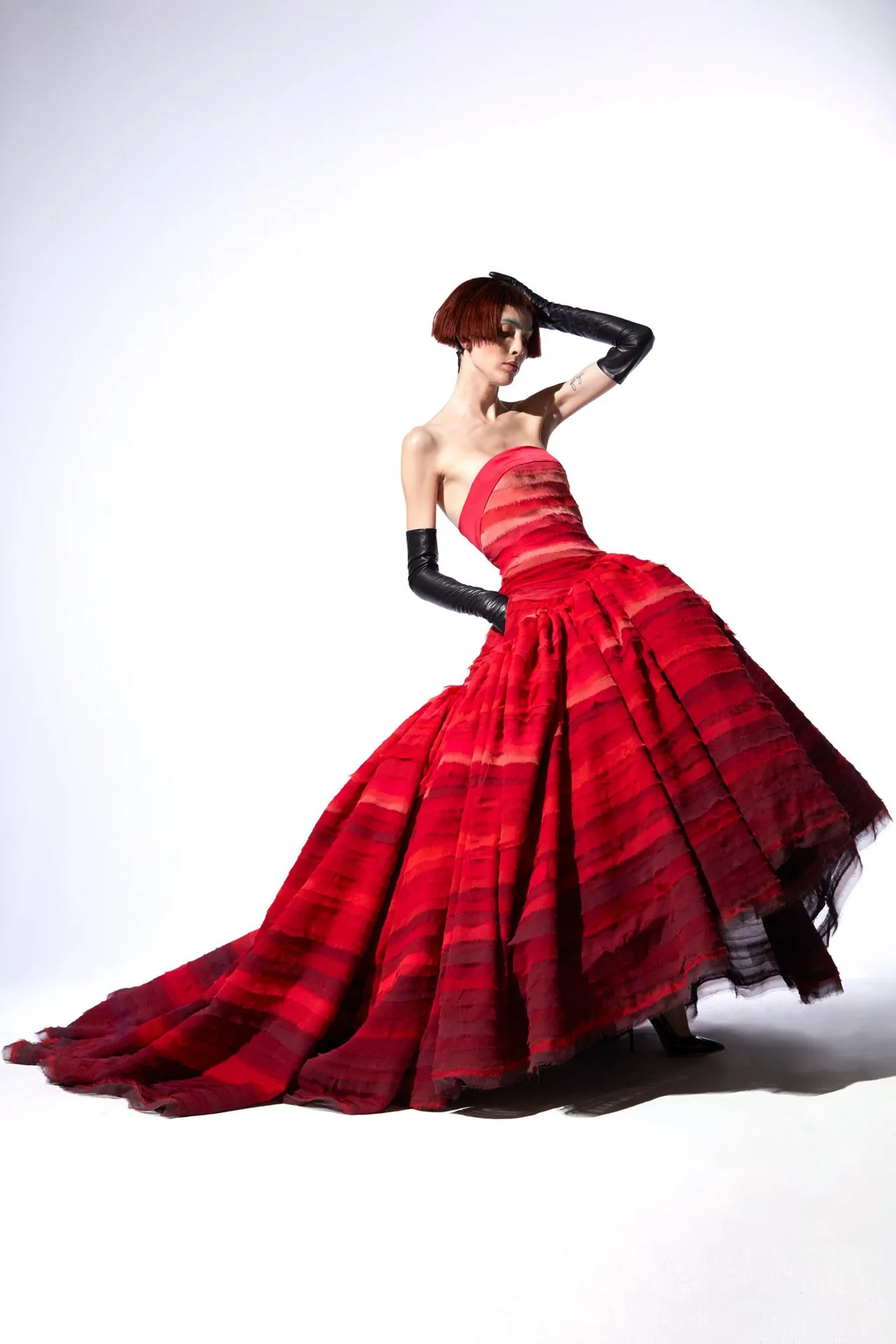 Bach Mai Thu Đông 2022 look 15