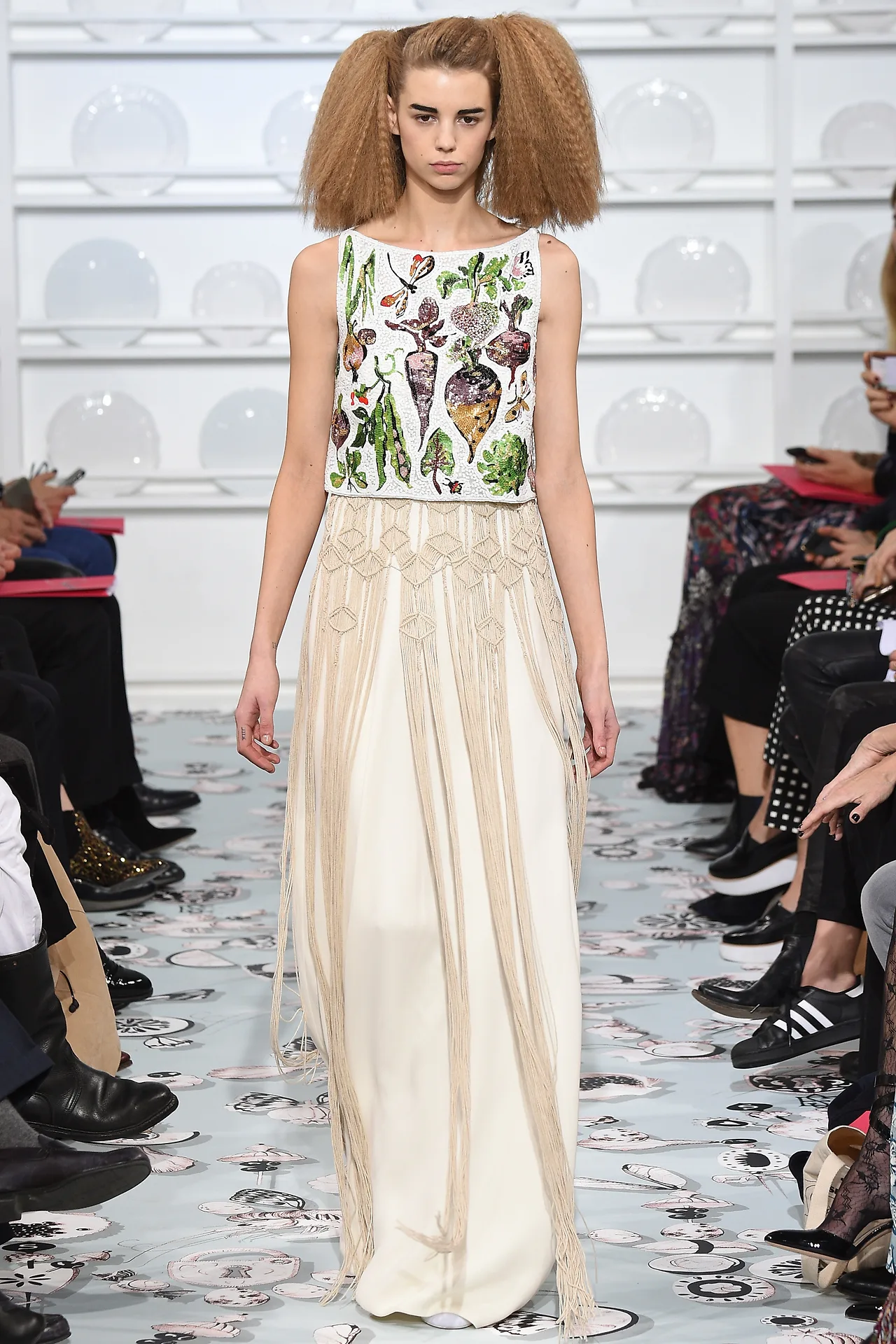 schiaparelli-spring-2016-ellevietnam