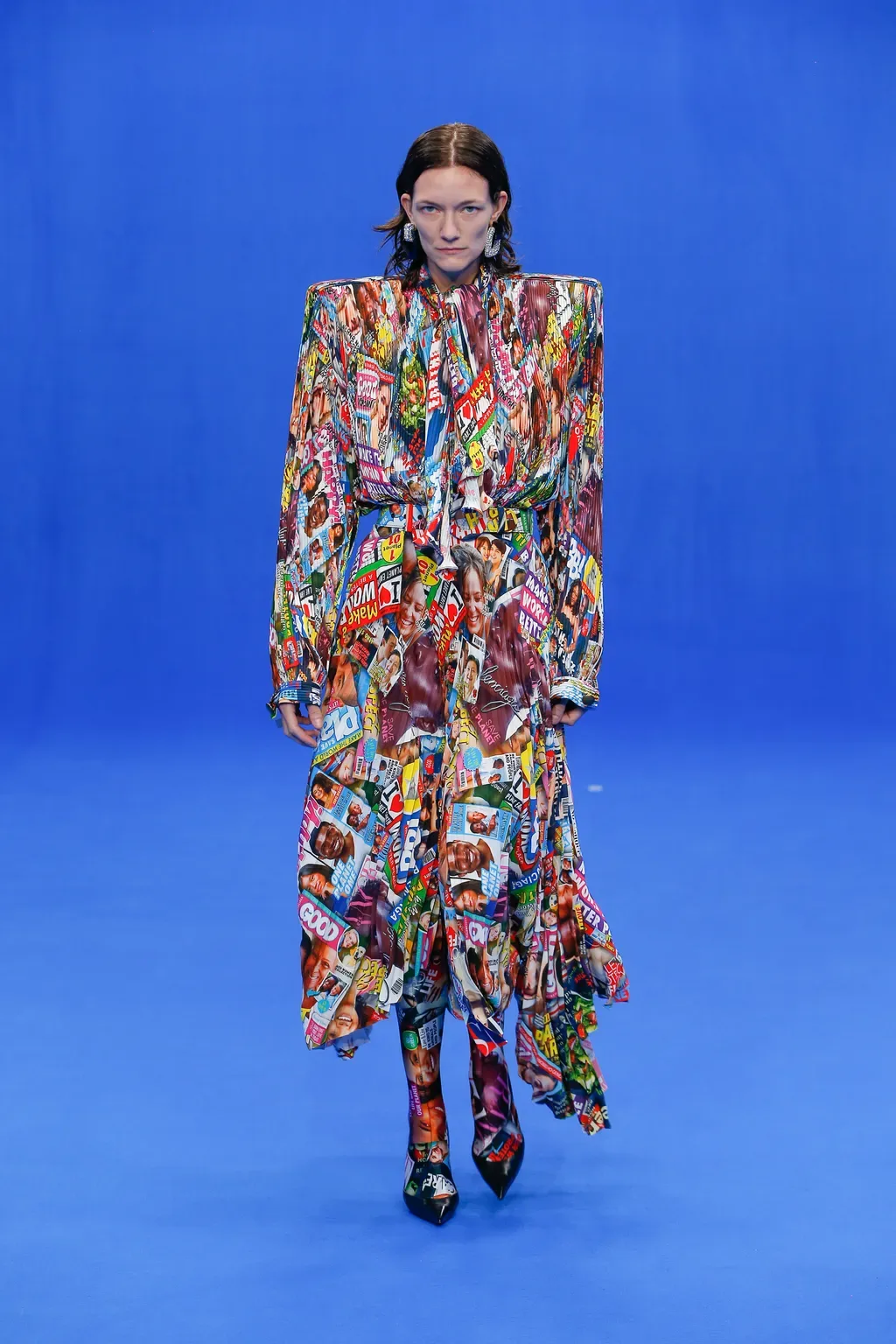 BST Balenciaga SS20 thập niên 80 & "Power Dressing"