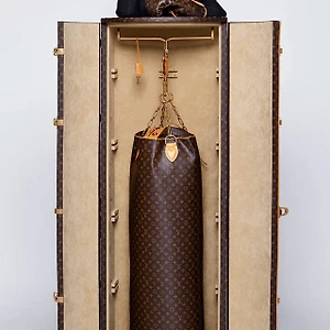 Bộ sưu tập “Iconoclasts” của Louis Vuitton ra mắt 6 mẫu túi đặc biệt