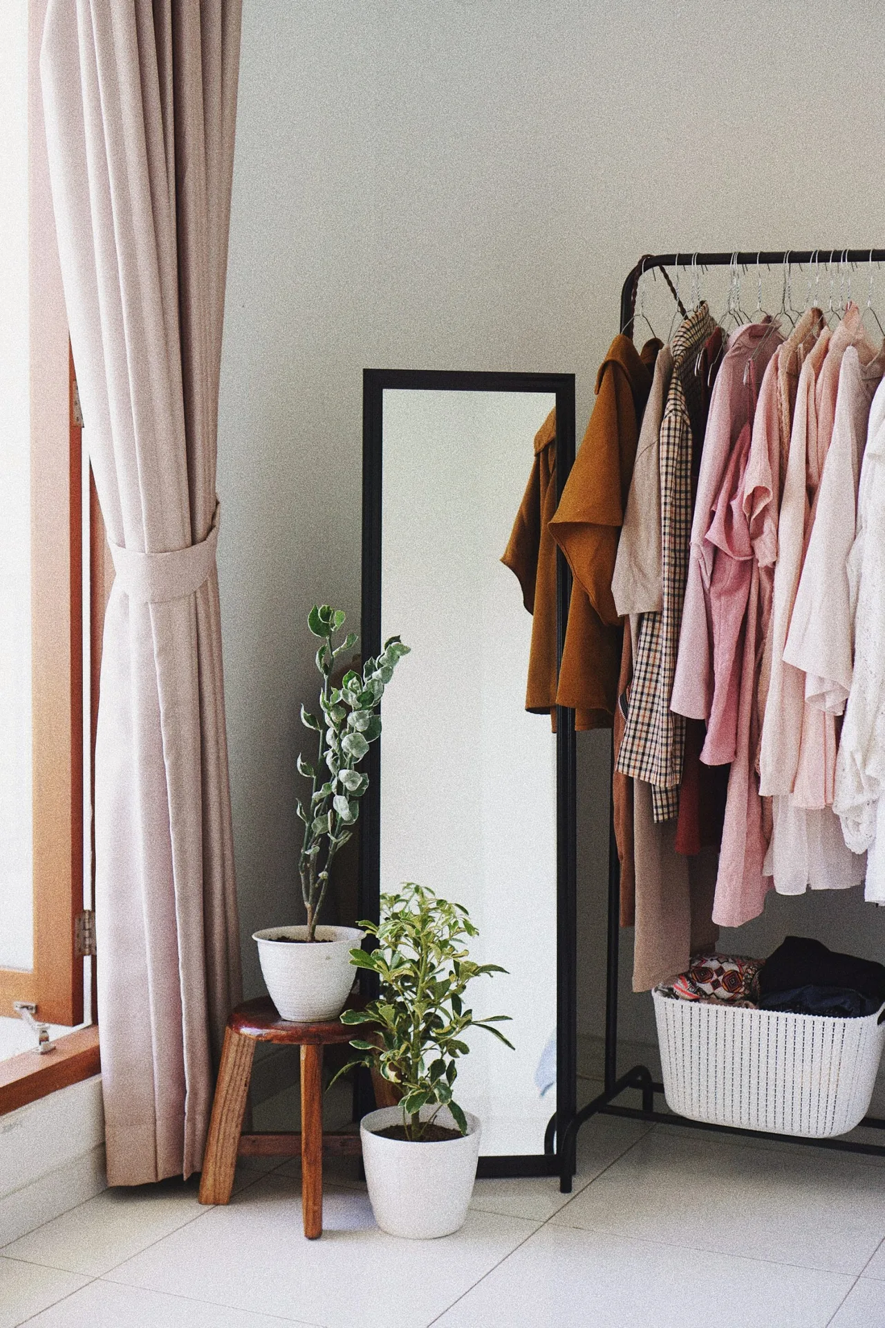 thói quen mua sắm và tiết kiệm