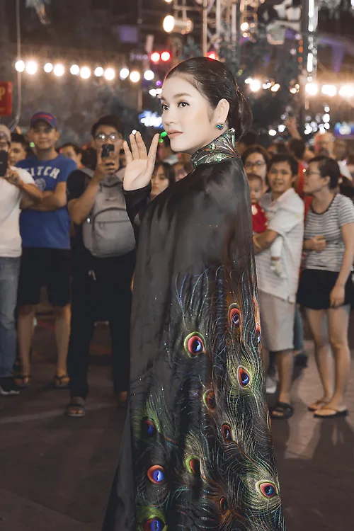 ly nha ky - elle vietnam 10