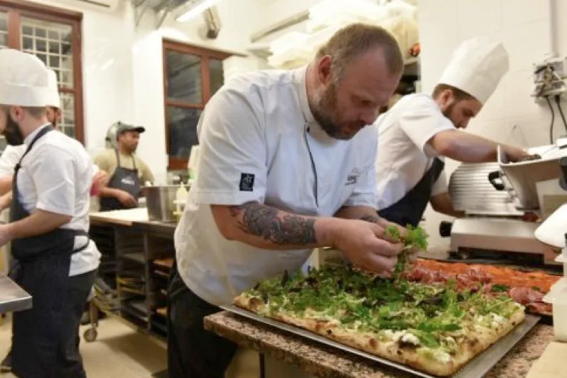Pizza bán theo cân