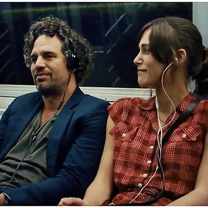20 bộ phim hài lãng mạn hay nhất trên Nextflix