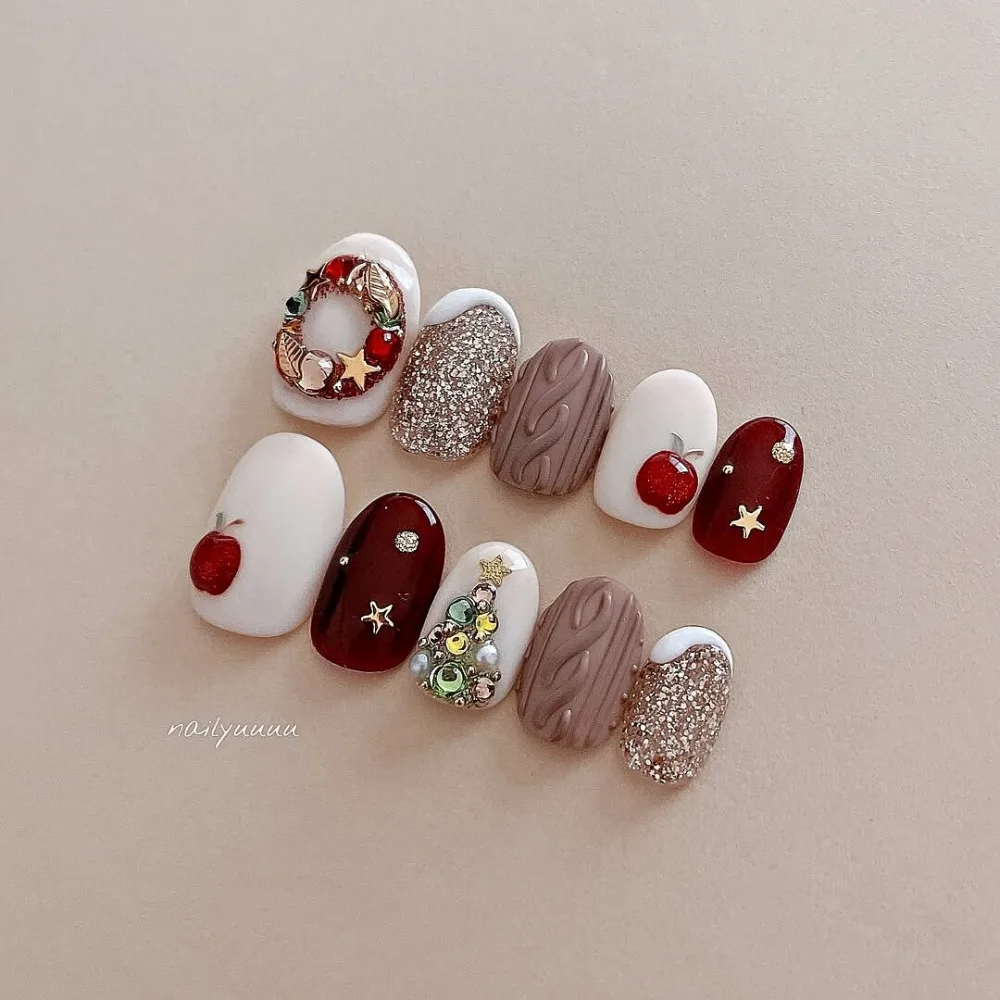 bộ nail mẫu với họa tiết Giáng Sinh