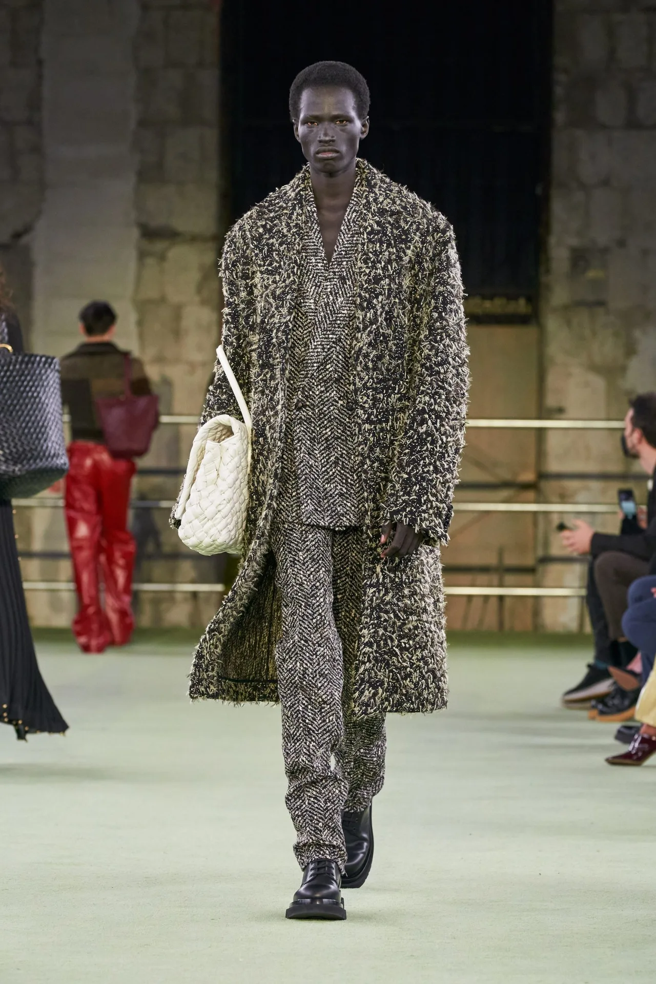 bottega veneta thu đông 2022 look 64