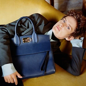 Salvatore Ferragamo hoành tráng ra mắt 