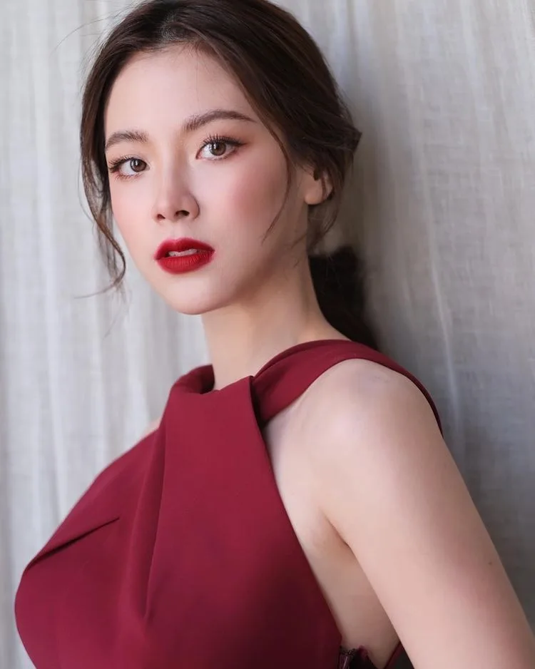 Những màu son đem lại may mắn cho ngày đầu năm mới 2022 Những màu son đem lại may mắn cho ngày đầu năm mới 2022