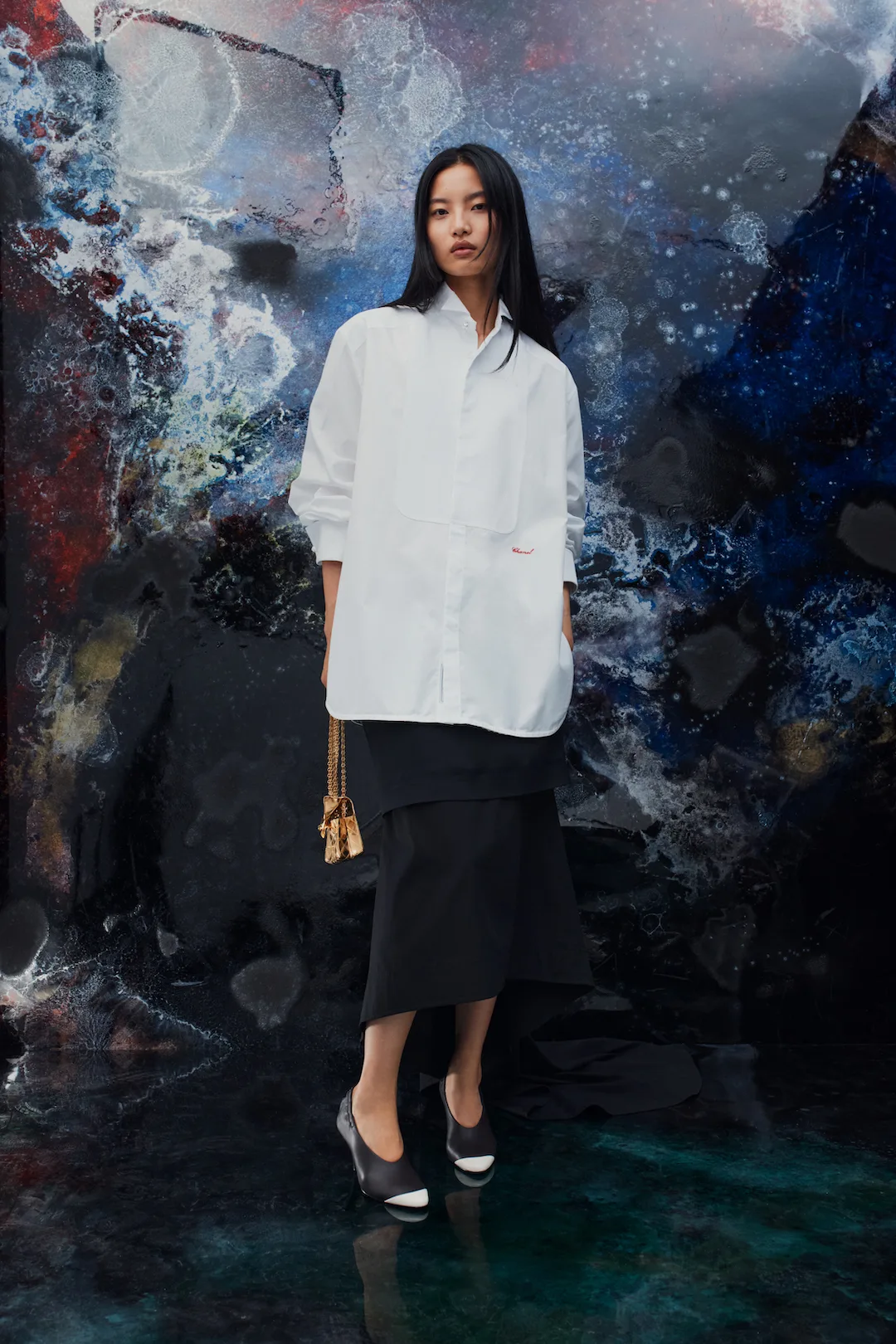 Sơ mi Chanel được may từ nhà may sơ mi Charvet