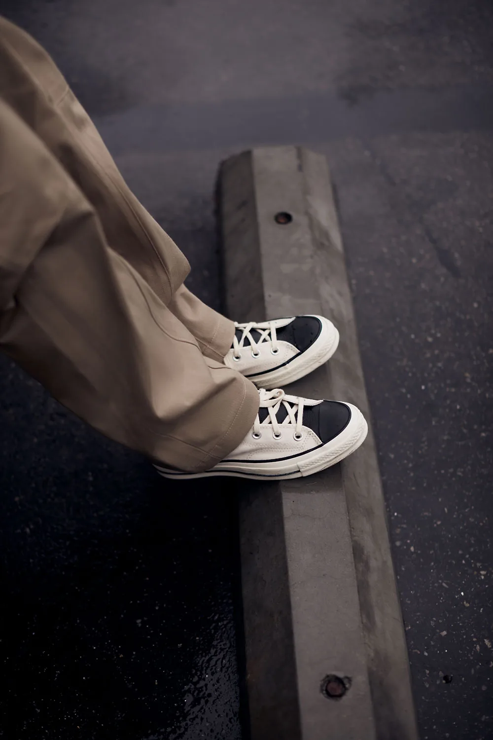 Converse x Fear of God Essentials về Việt Nam