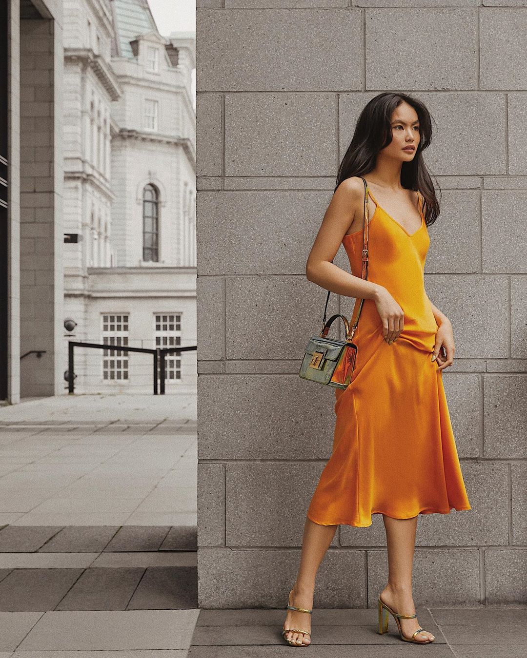 Váy mùa Hè slip dress màu vàng mật ong