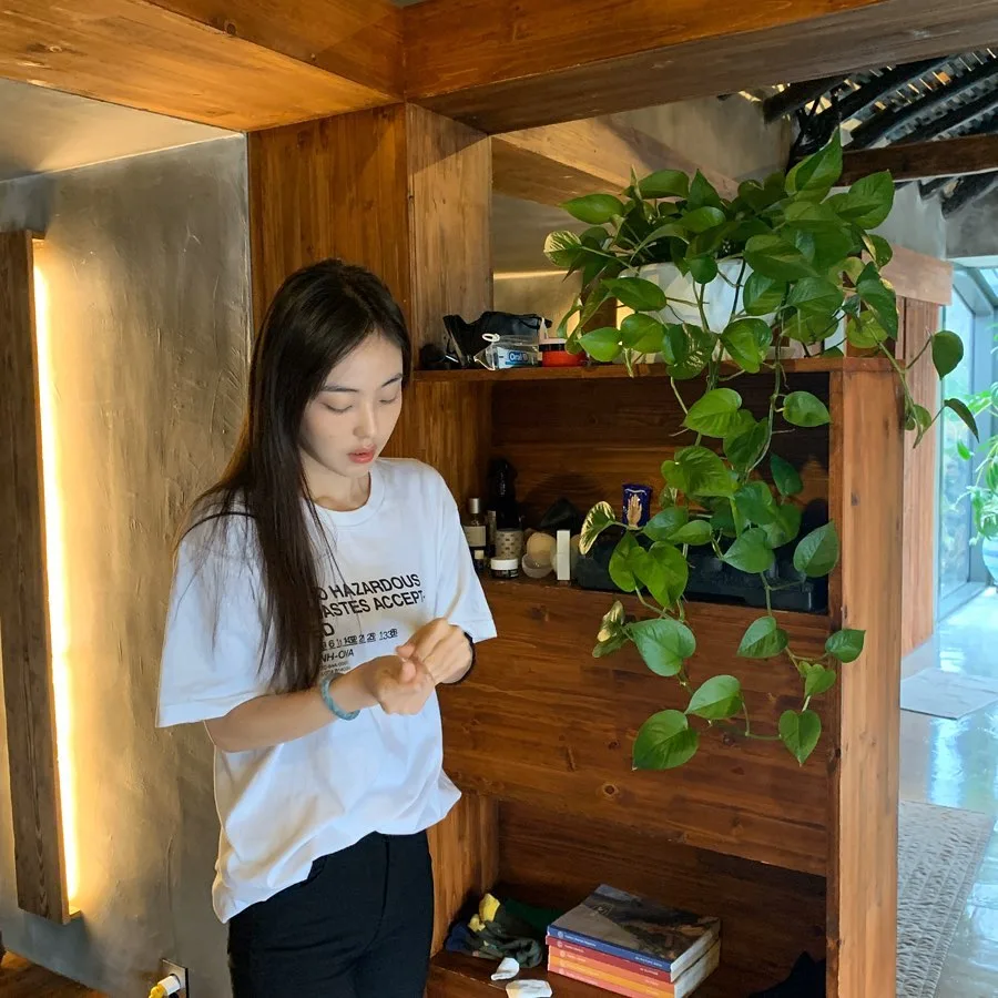 Jeon So-nee nữ chính Parasyte phong cách thoải mái