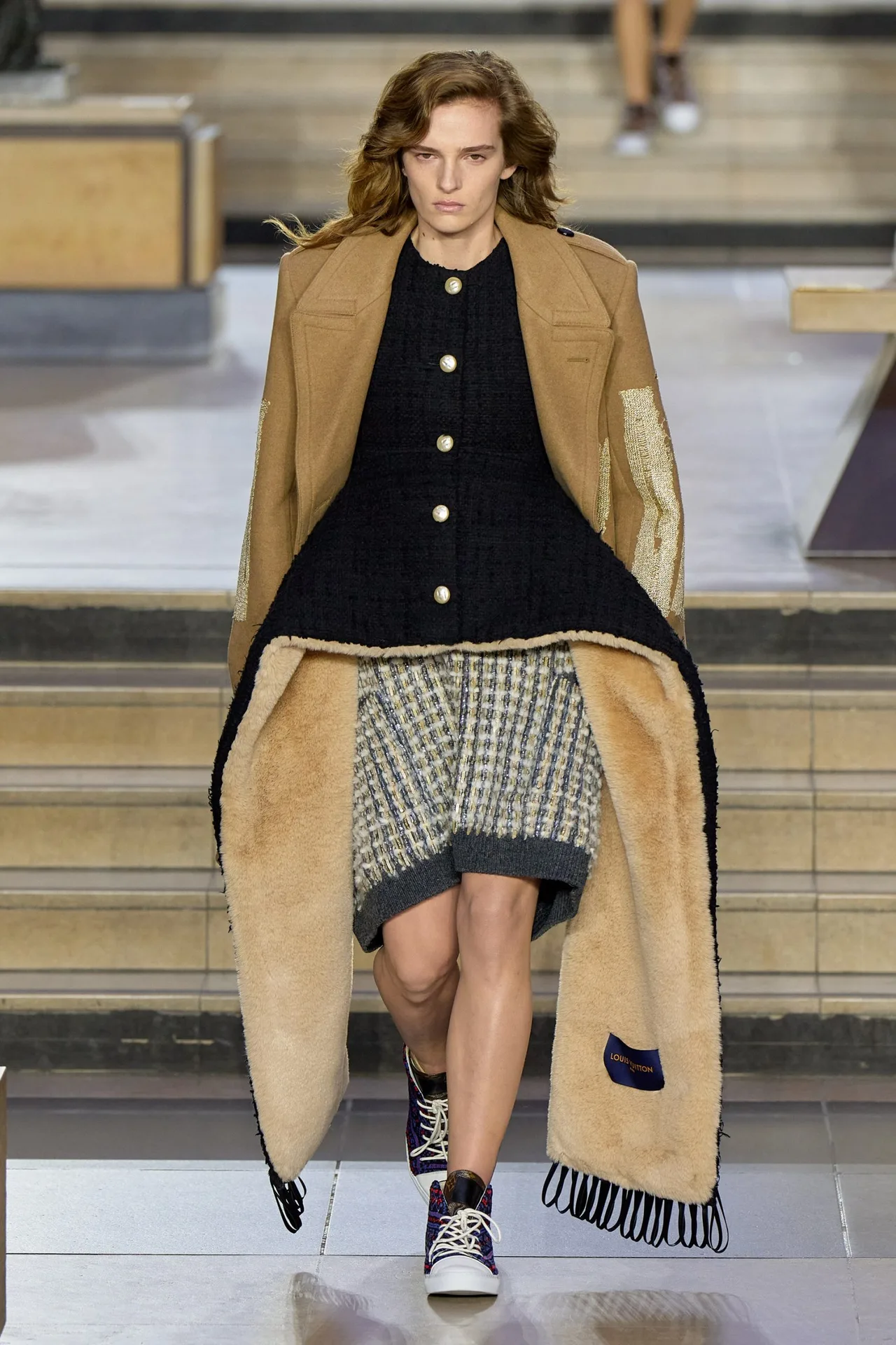 Louis Vuitton Thu Đông 2022 look 10